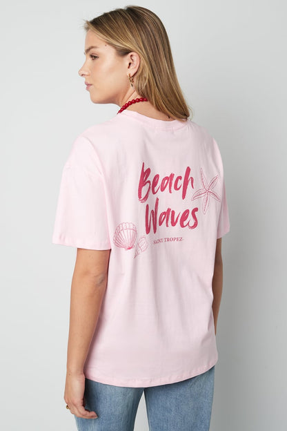 T-shirt beach waves
